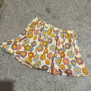 Posh peanut flower power skort